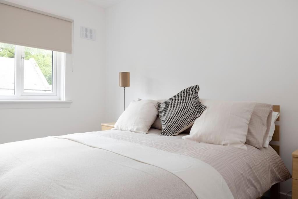 Two Bedroom Country Cottage With Parking マッセルバーグ エクステリア 写真